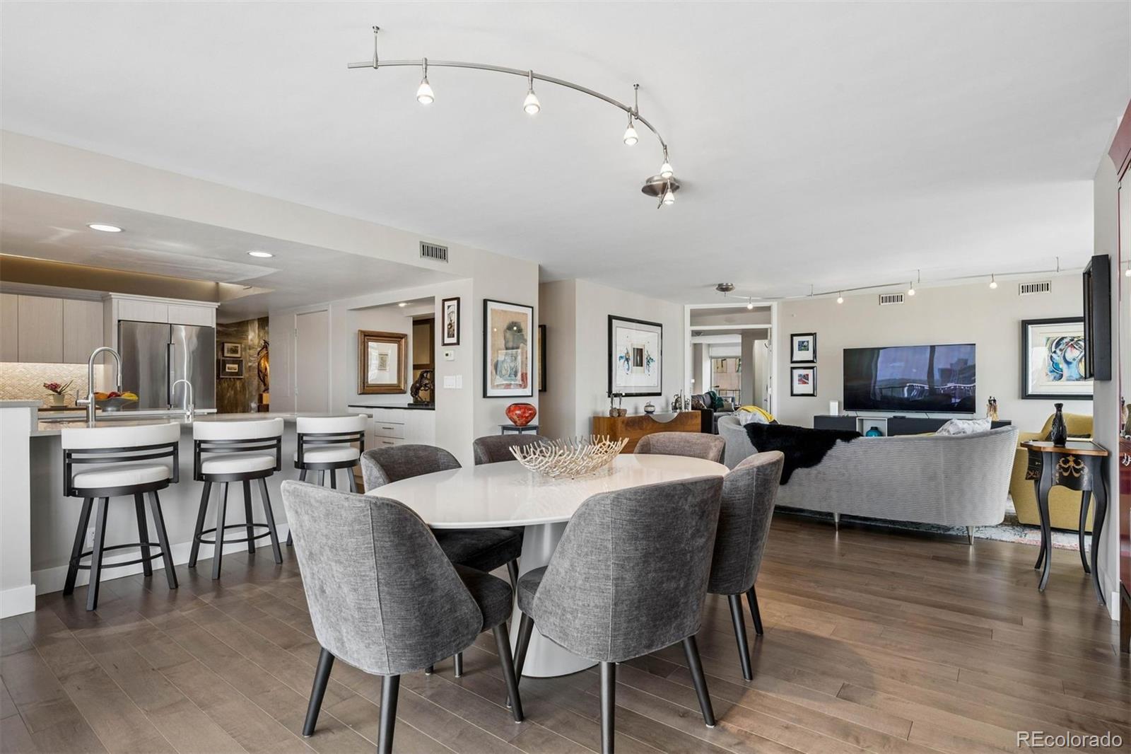MLS Image #16 for 1777  larimer street,denver, Colorado