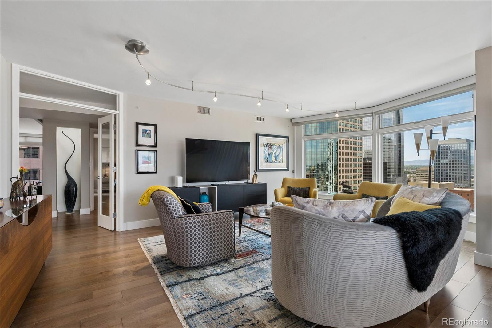 MLS Image #19 for 1777  larimer street,denver, Colorado