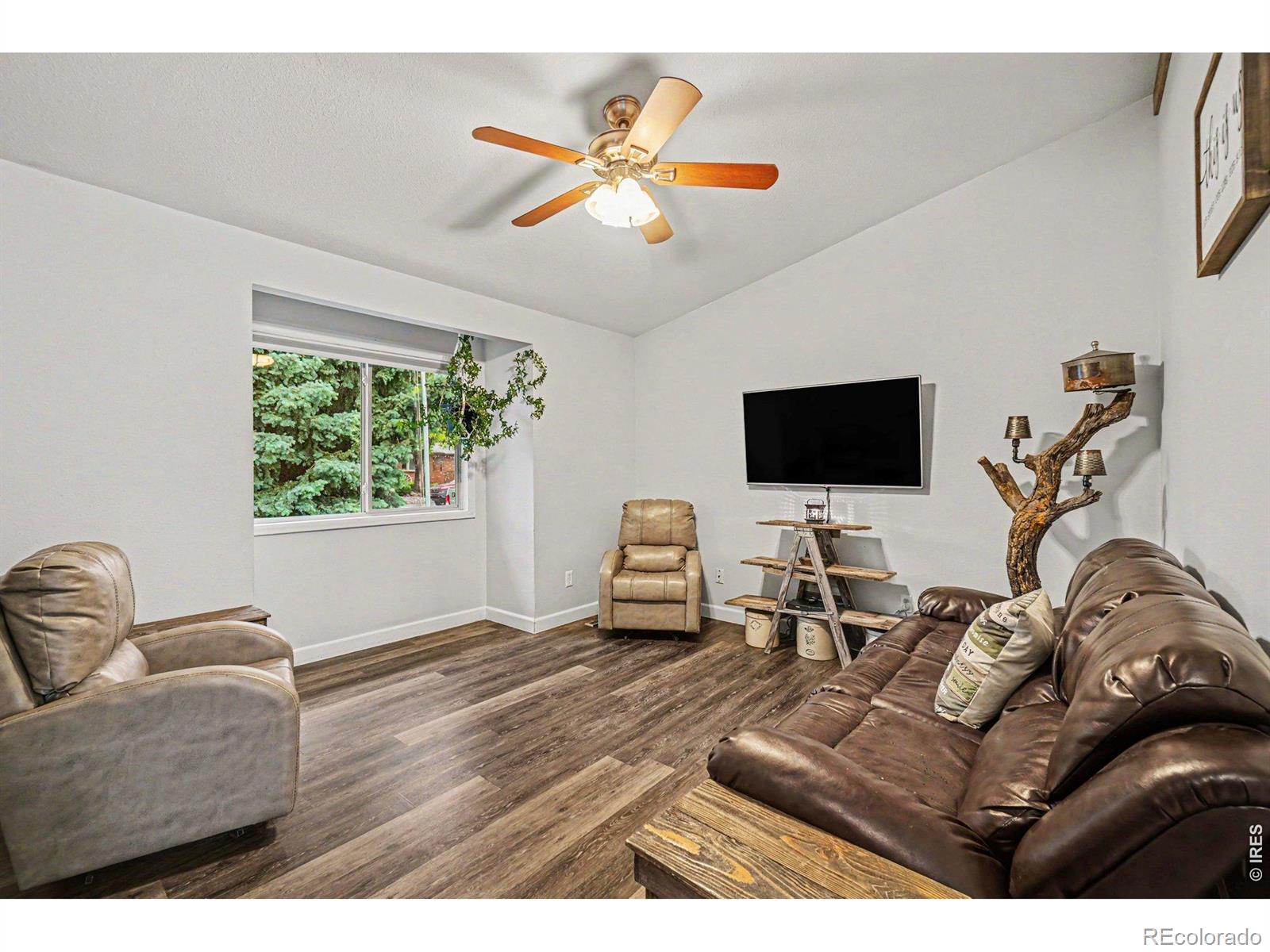 MLS Image #2 for 1404  willow drive,berthoud, Colorado