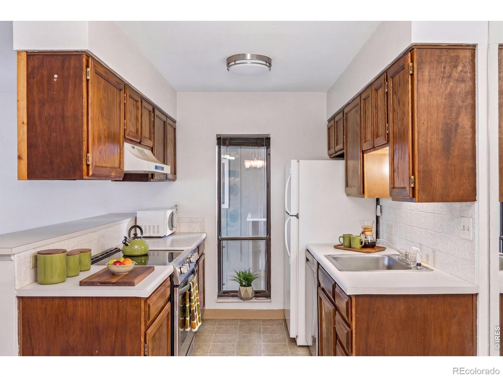 MLS Image #13 for 695  manhattan drive,boulder, Colorado