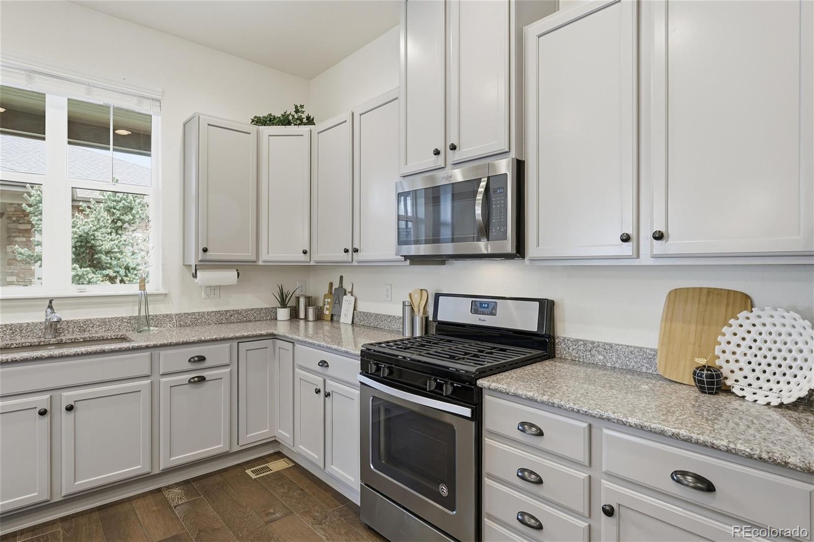 MLS Image #10 for 6907 w jewell drive,lakewood, Colorado