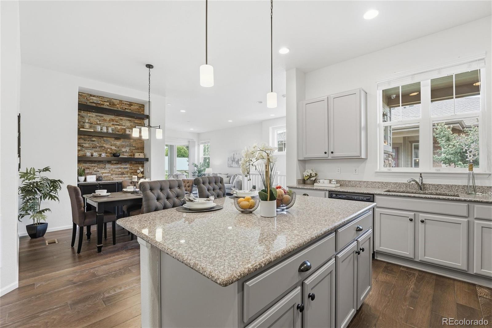 MLS Image #11 for 6907 w jewell drive,lakewood, Colorado