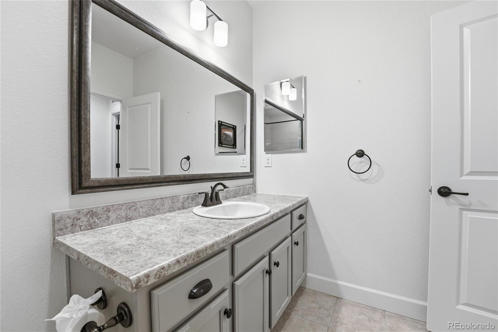 MLS Image #36 for 6907 w jewell drive,lakewood, Colorado