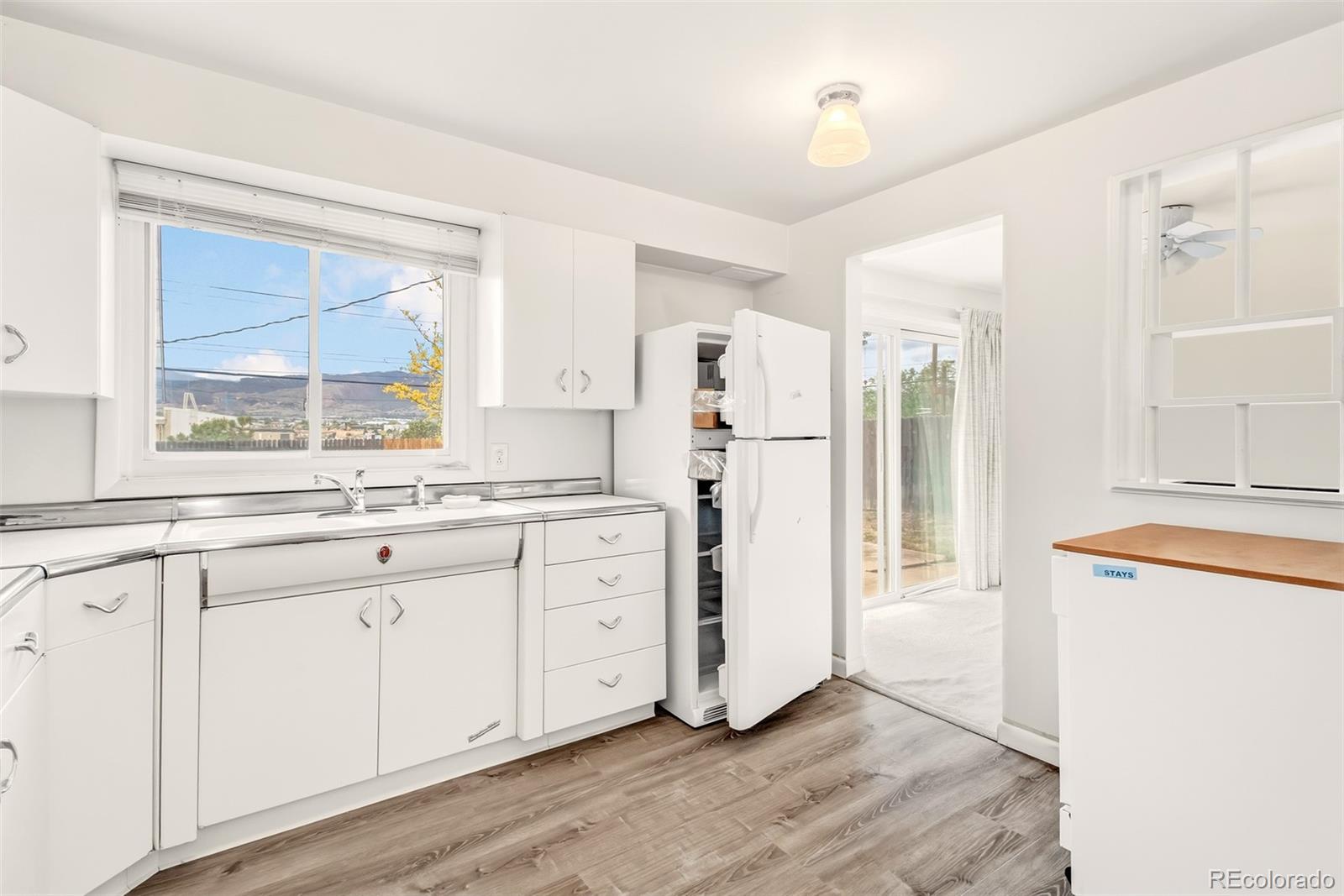 MLS Image #10 for 217  elmwood drive,colorado springs, Colorado