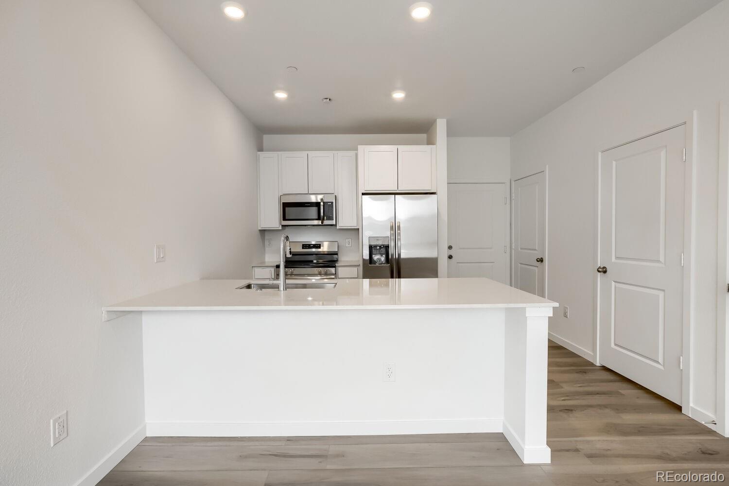 MLS Image #3 for 7653 s cherokee circle,centennial, Colorado