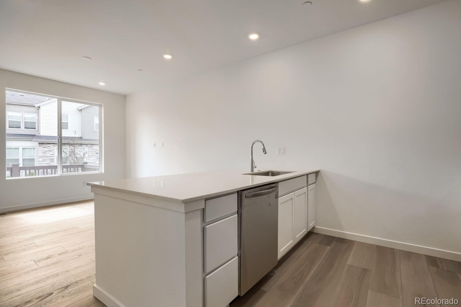MLS Image #4 for 7653 s cherokee circle,centennial, Colorado