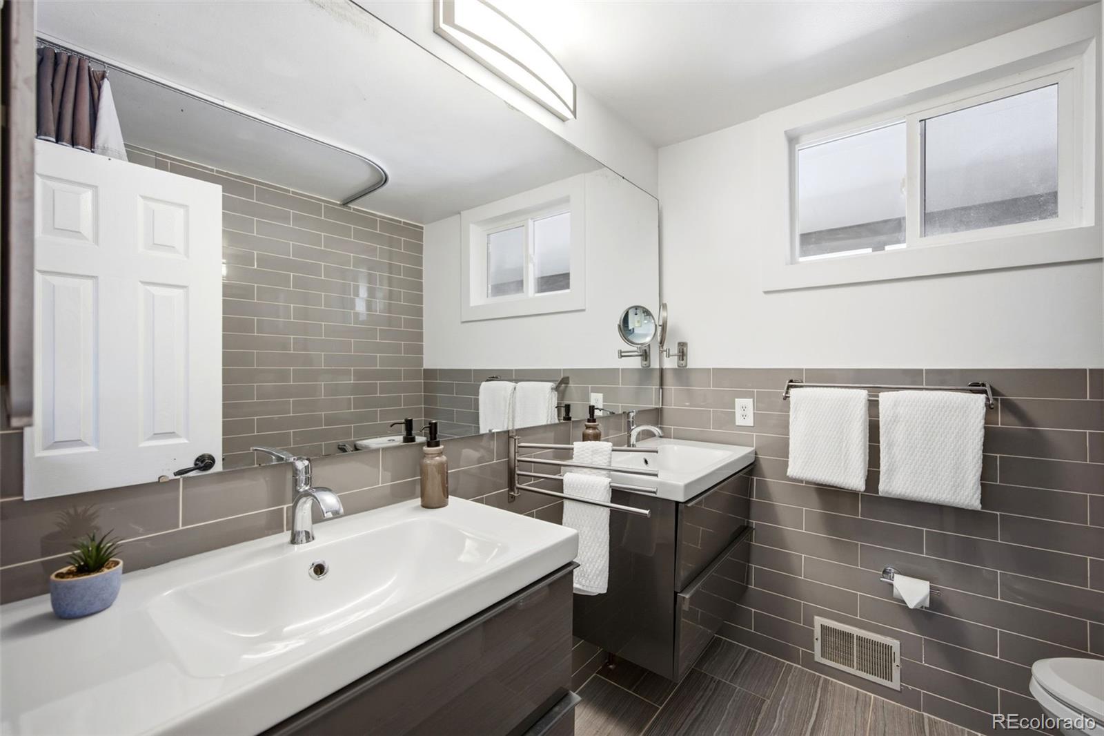 MLS Image #19 for 2253 s raleigh street,denver, Colorado