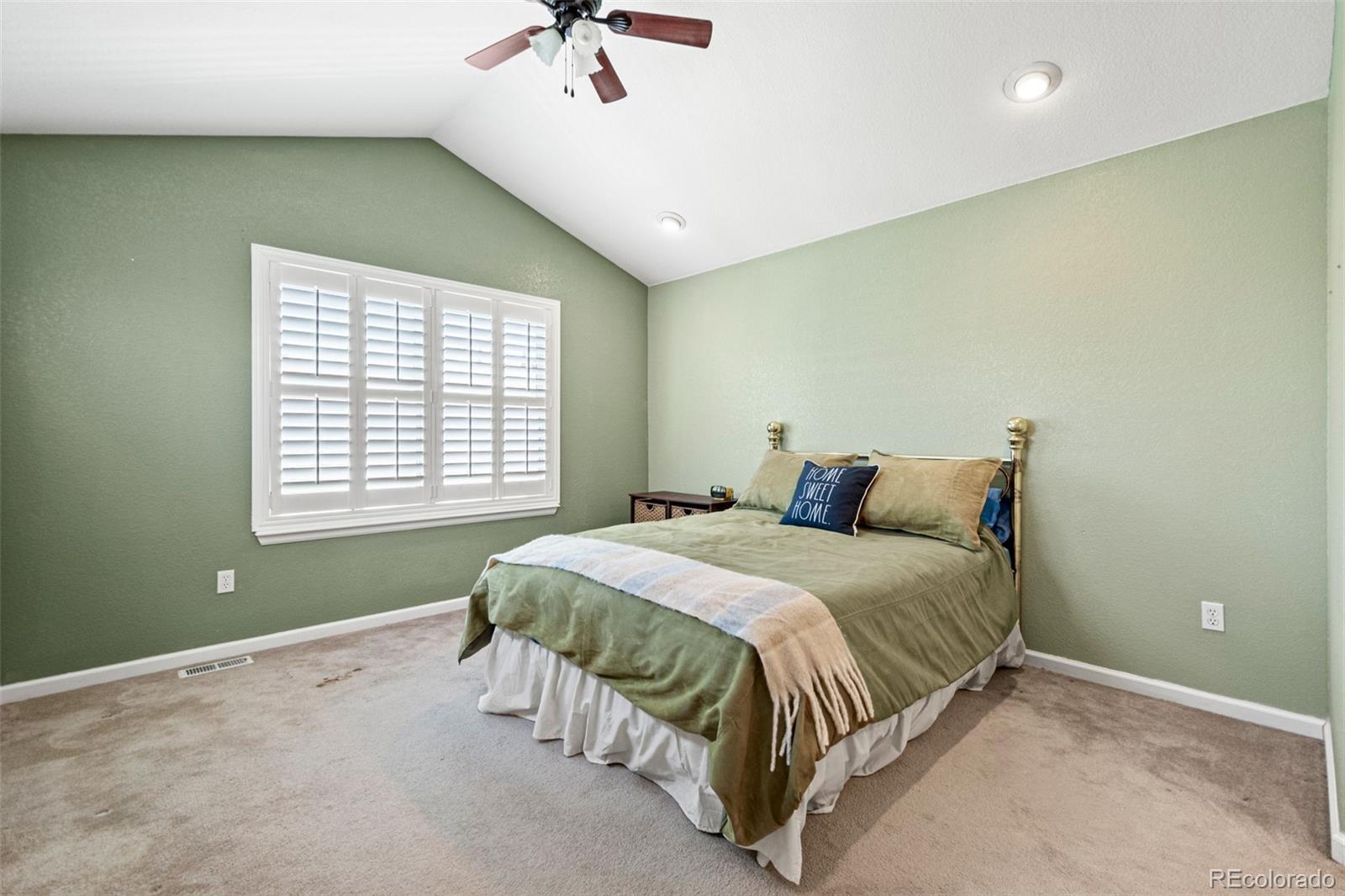 MLS Image #14 for 15555 e 40th avenue,denver, Colorado