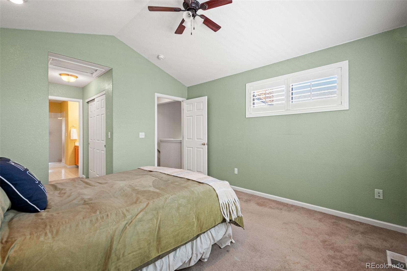 MLS Image #16 for 15555 e 40th avenue,denver, Colorado