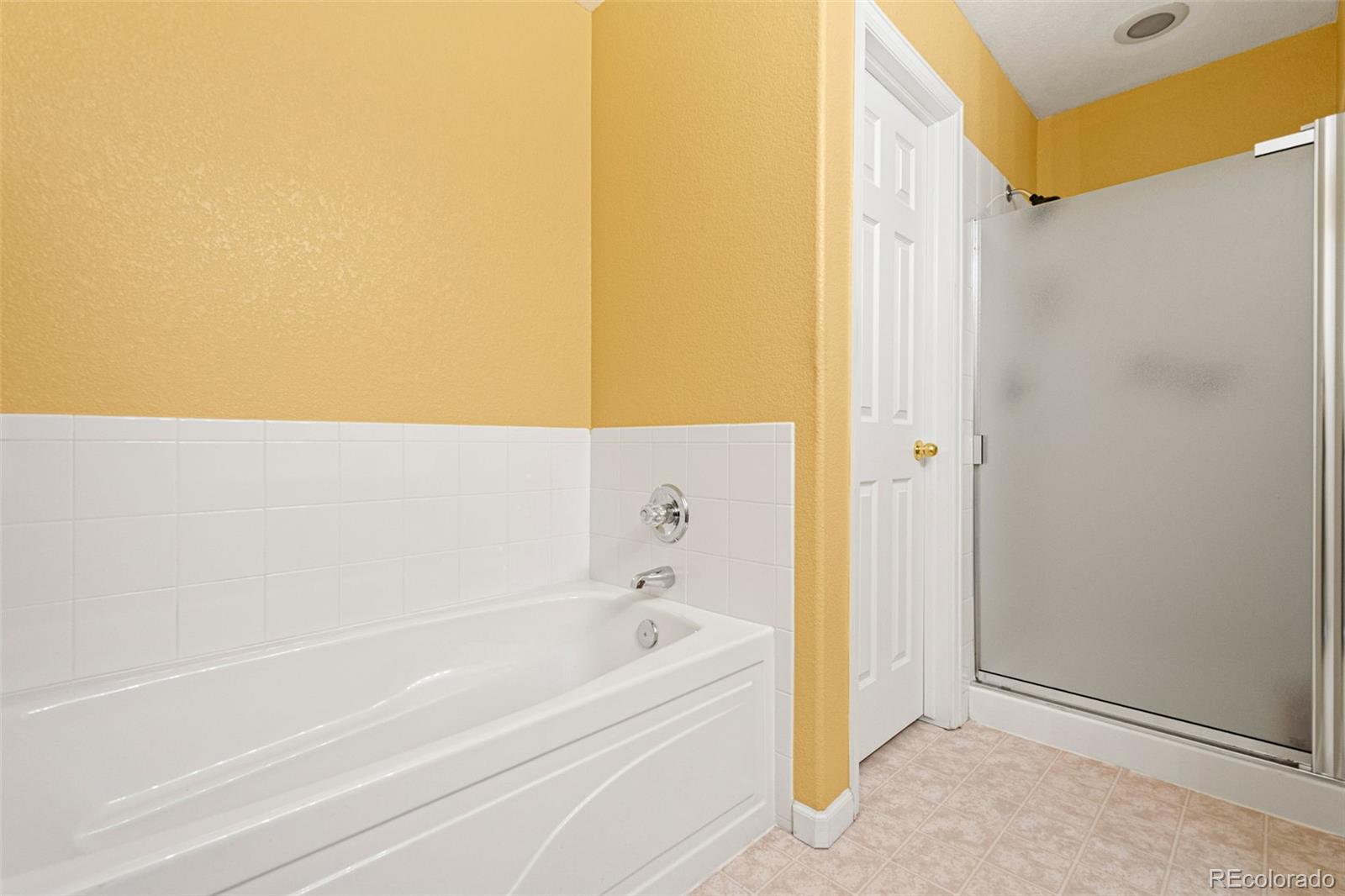 MLS Image #19 for 15555 e 40th avenue,denver, Colorado