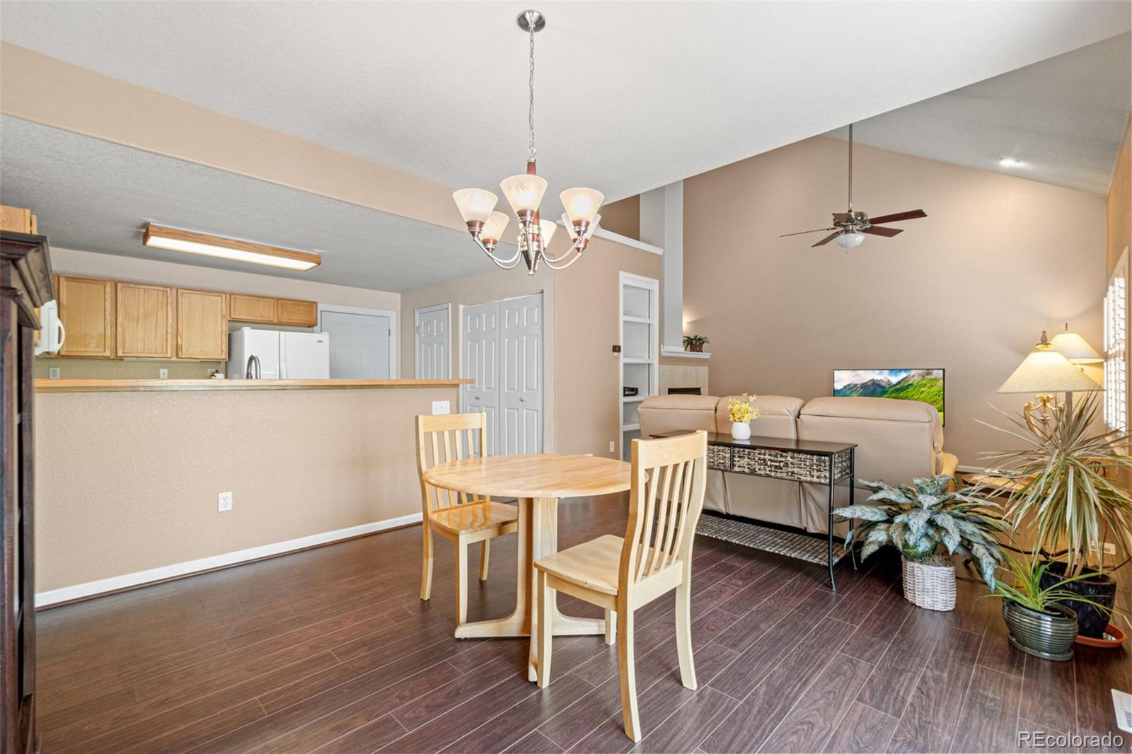 MLS Image #9 for 15555 e 40th avenue,denver, Colorado