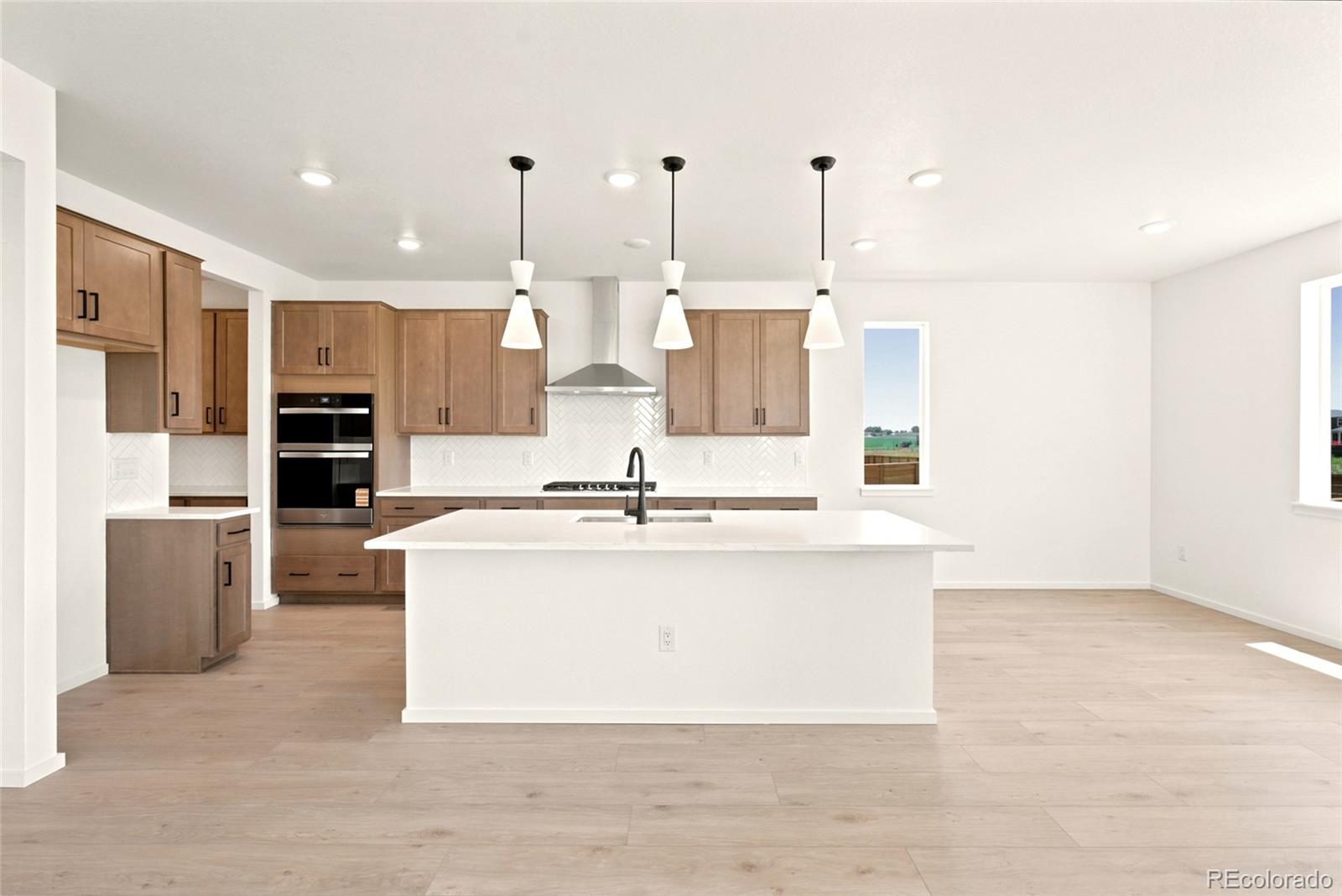 MLS Image #11 for 6736  utica avenue,longmont, Colorado