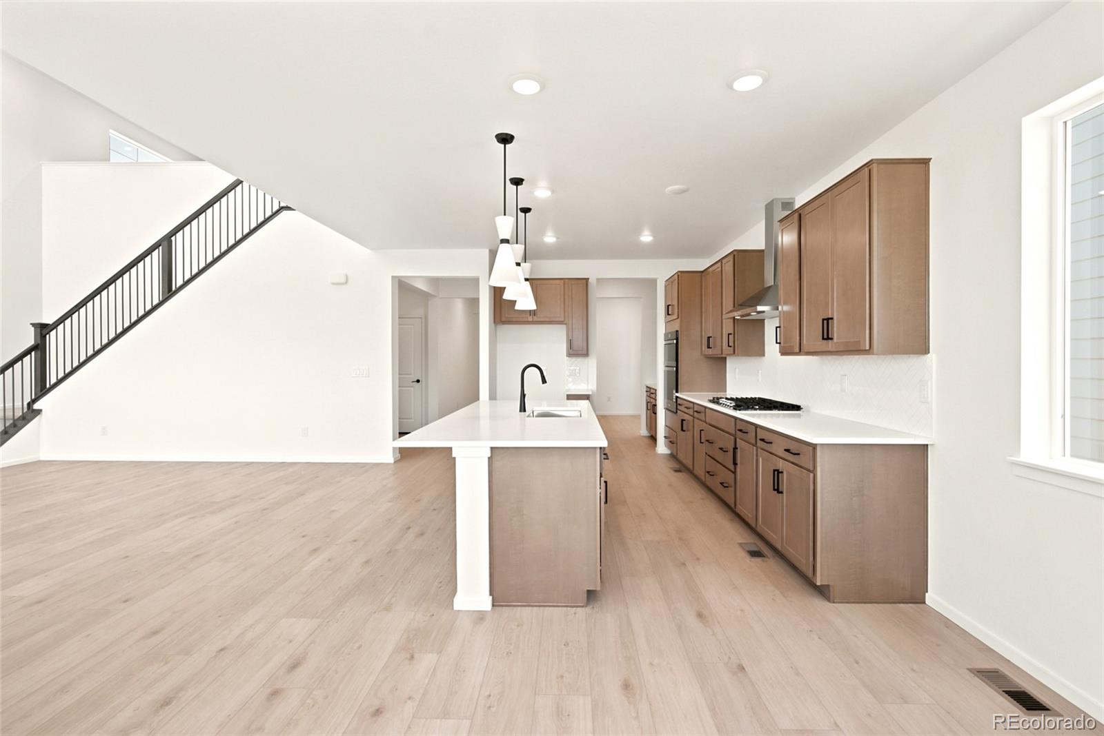 MLS Image #12 for 6736  utica avenue,longmont, Colorado