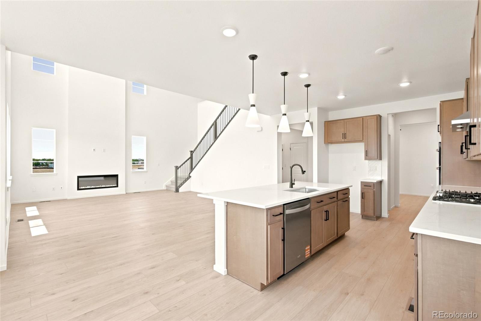 MLS Image #13 for 6736  utica avenue,longmont, Colorado