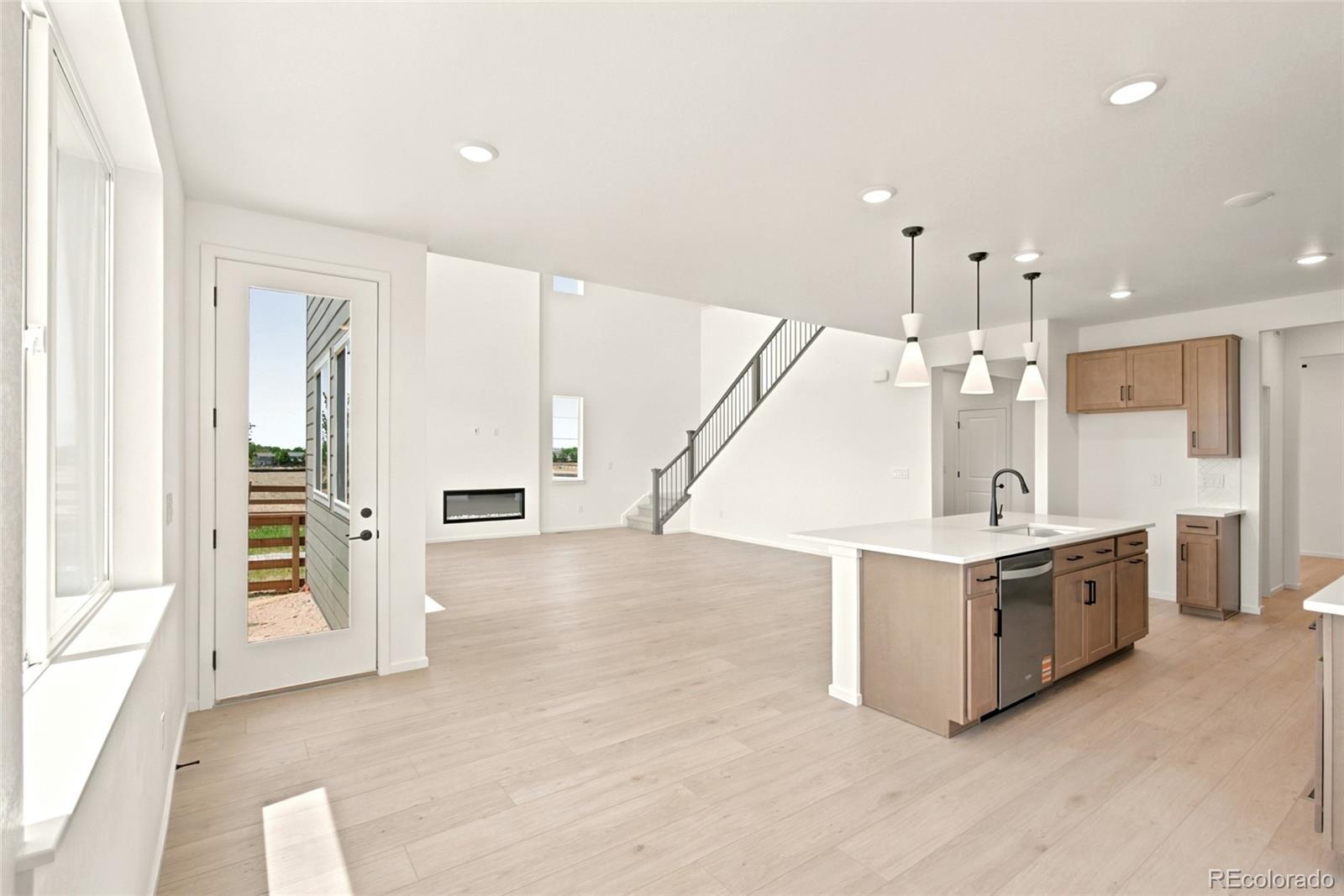 MLS Image #14 for 6736  utica avenue,longmont, Colorado