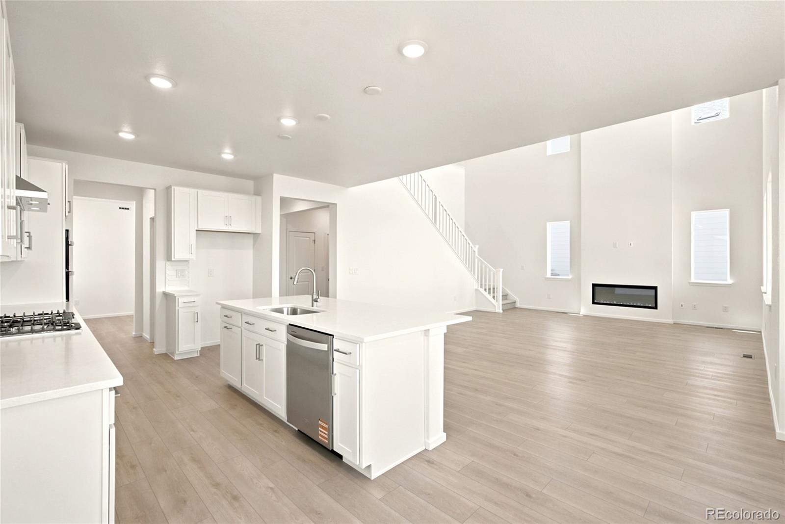 MLS Image #14 for 6901  utica avenue,longmont, Colorado