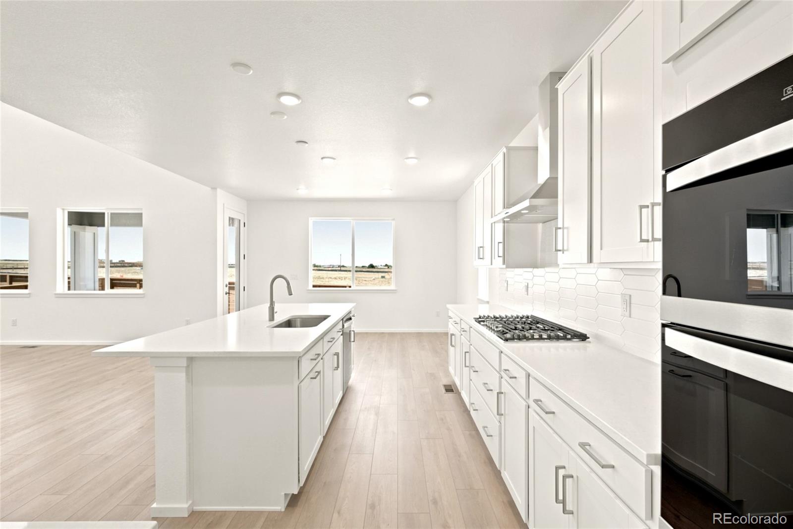 MLS Image #9 for 6901  utica avenue,longmont, Colorado
