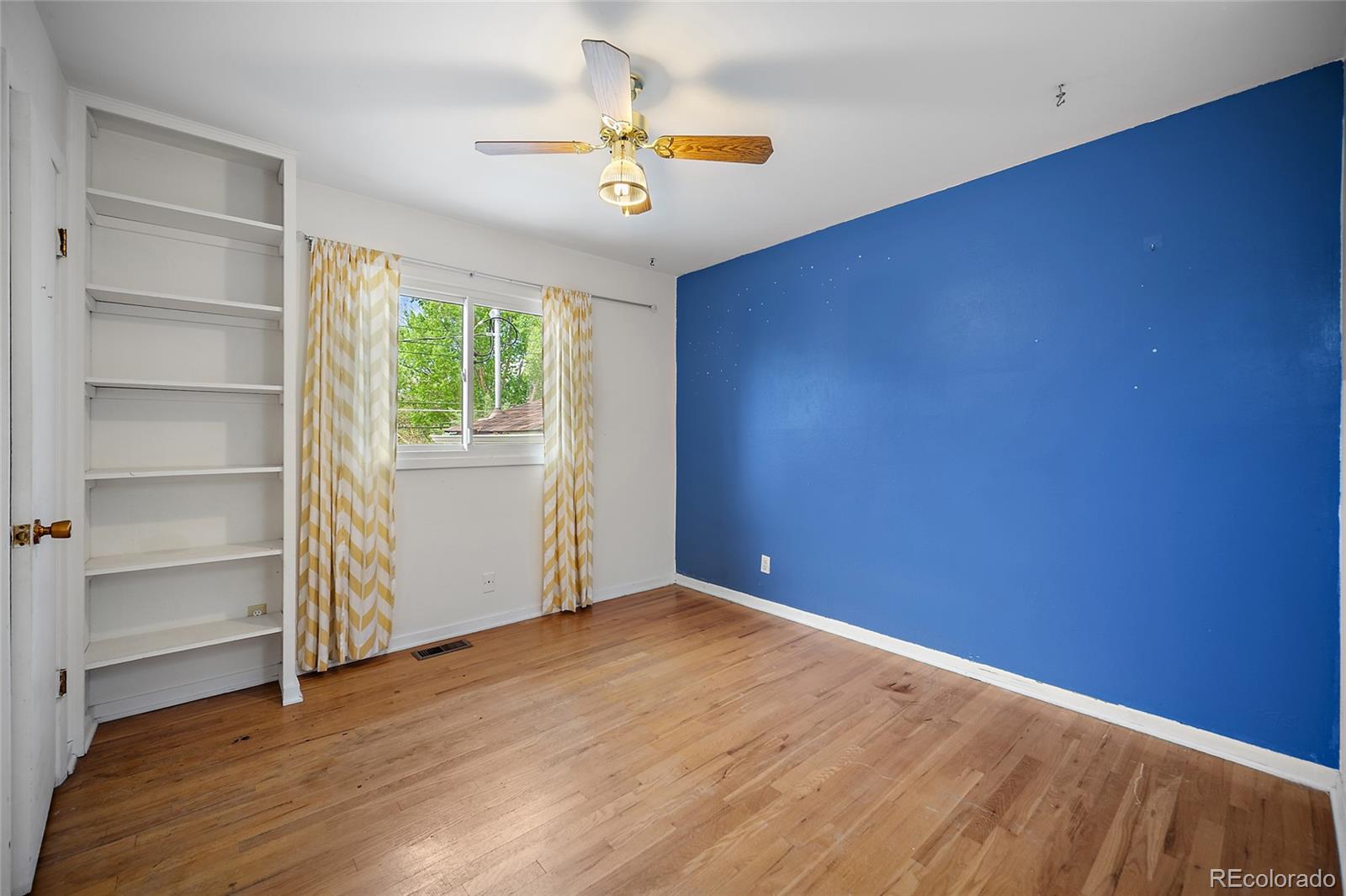 MLS Image #14 for 2028  collier avenue,colorado springs, Colorado