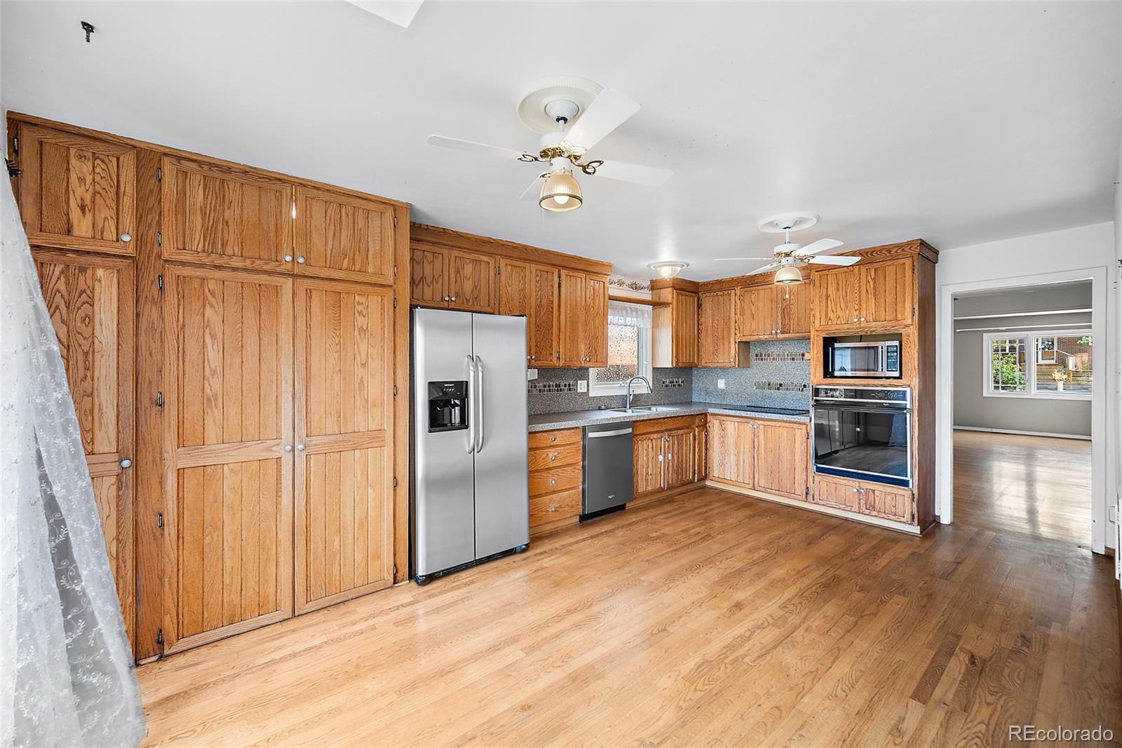 MLS Image #9 for 2028  collier avenue,colorado springs, Colorado