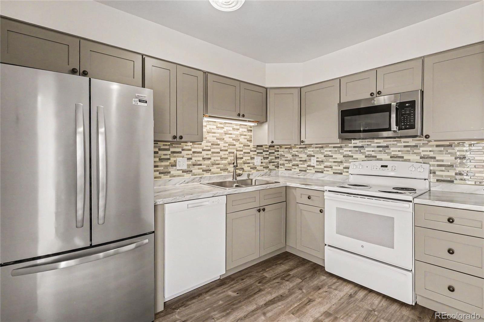 MLS Image #10 for 1345  sable boulevard,aurora, Colorado