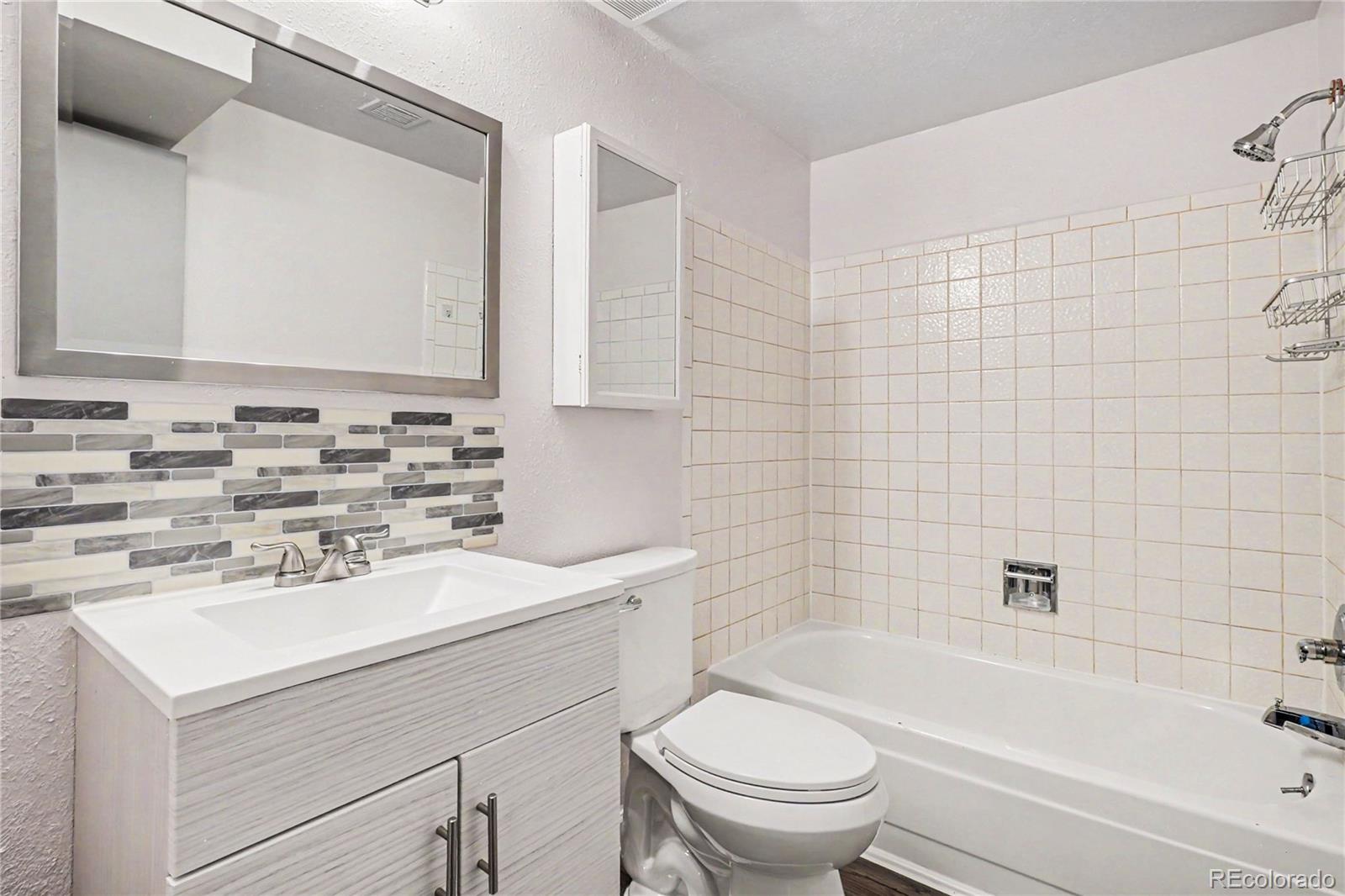 MLS Image #15 for 1345  sable boulevard,aurora, Colorado