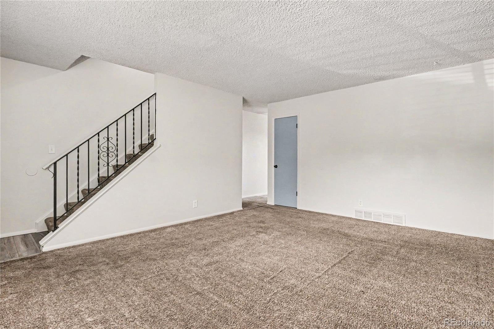 MLS Image #6 for 1345  sable boulevard,aurora, Colorado