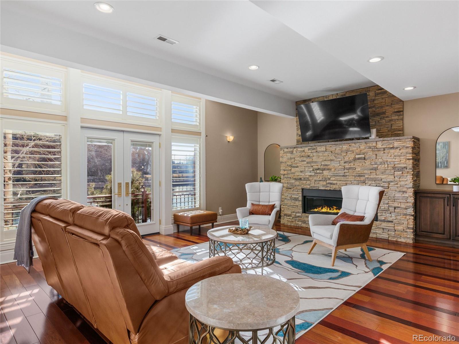 MLS Image #3 for 229 w riverwalk ,pueblo, Colorado