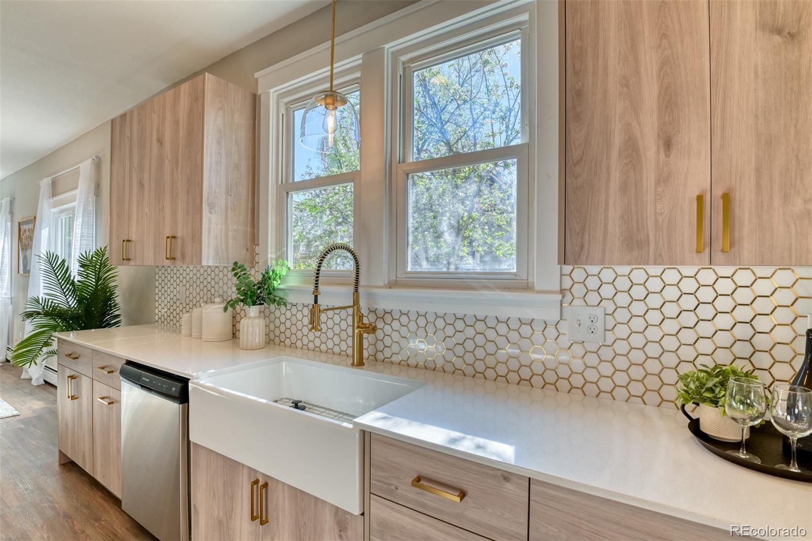 MLS Image #27 for 2315 w kiowa street,colorado springs, Colorado