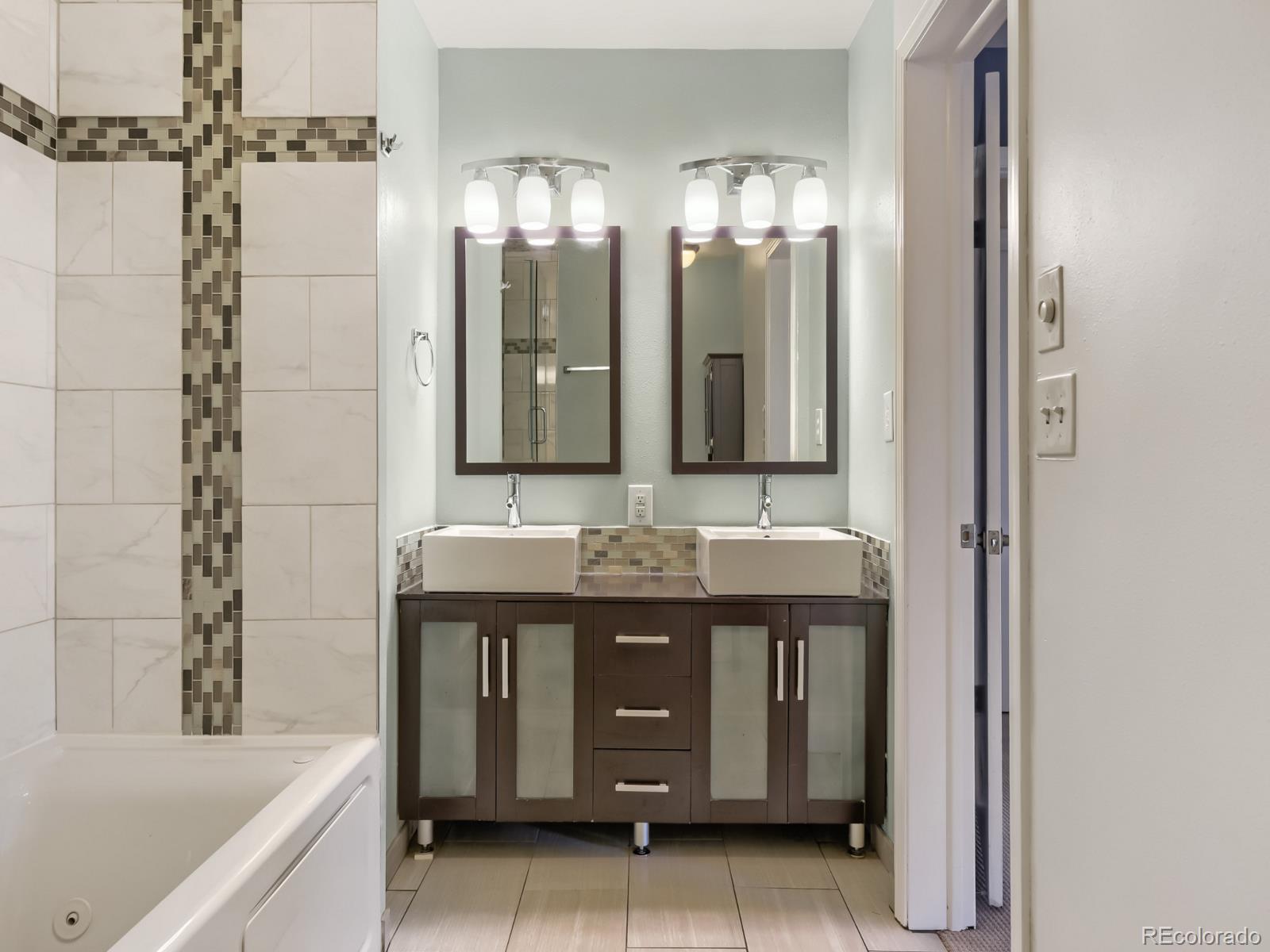 MLS Image #17 for 8874 w harvard drive,lakewood, Colorado