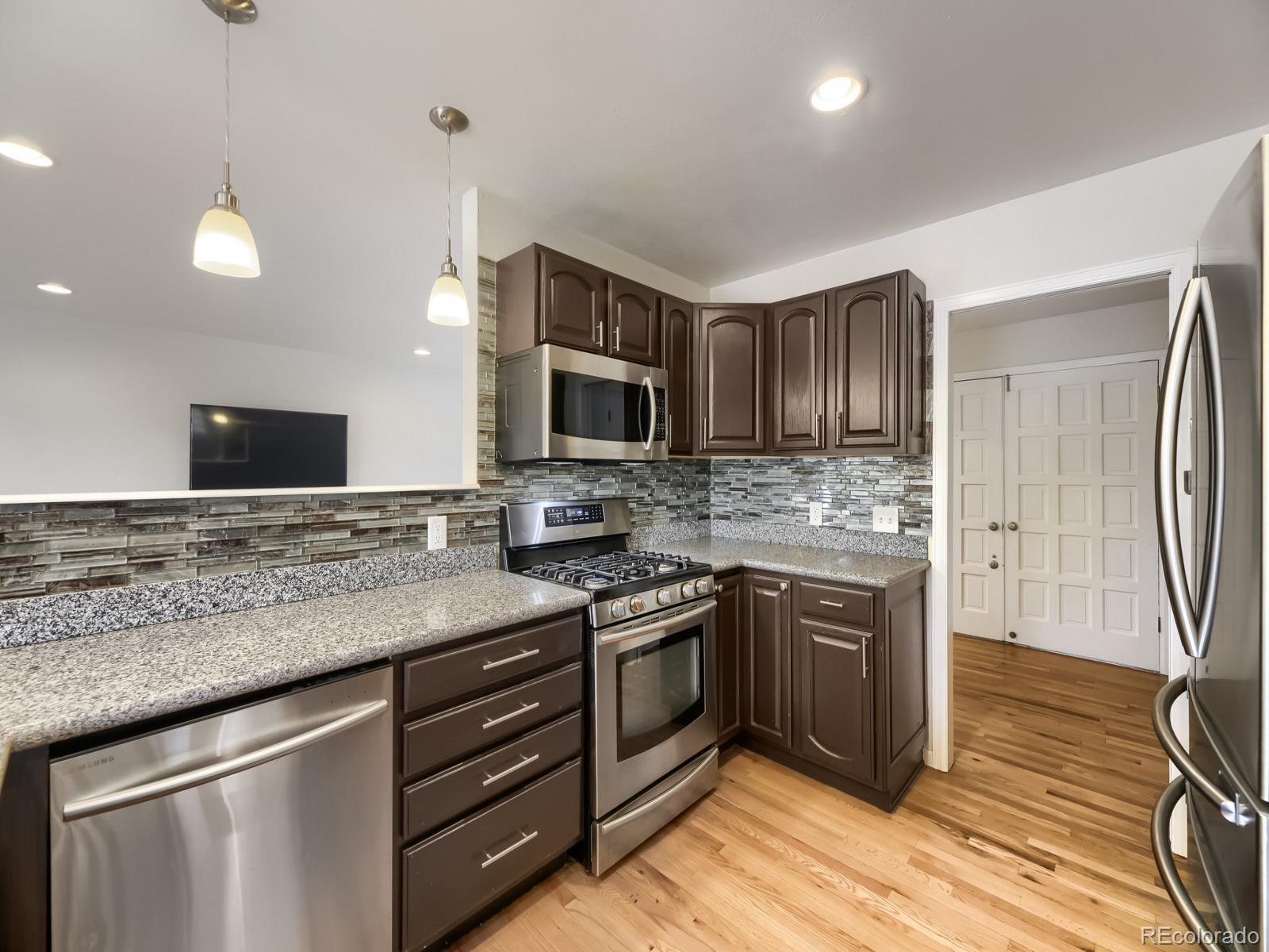 MLS Image #6 for 8874 w harvard drive,lakewood, Colorado