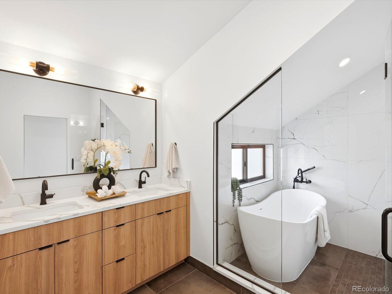 MLS Image #33 for 5220 w 22nd avenue,edgewater, Colorado