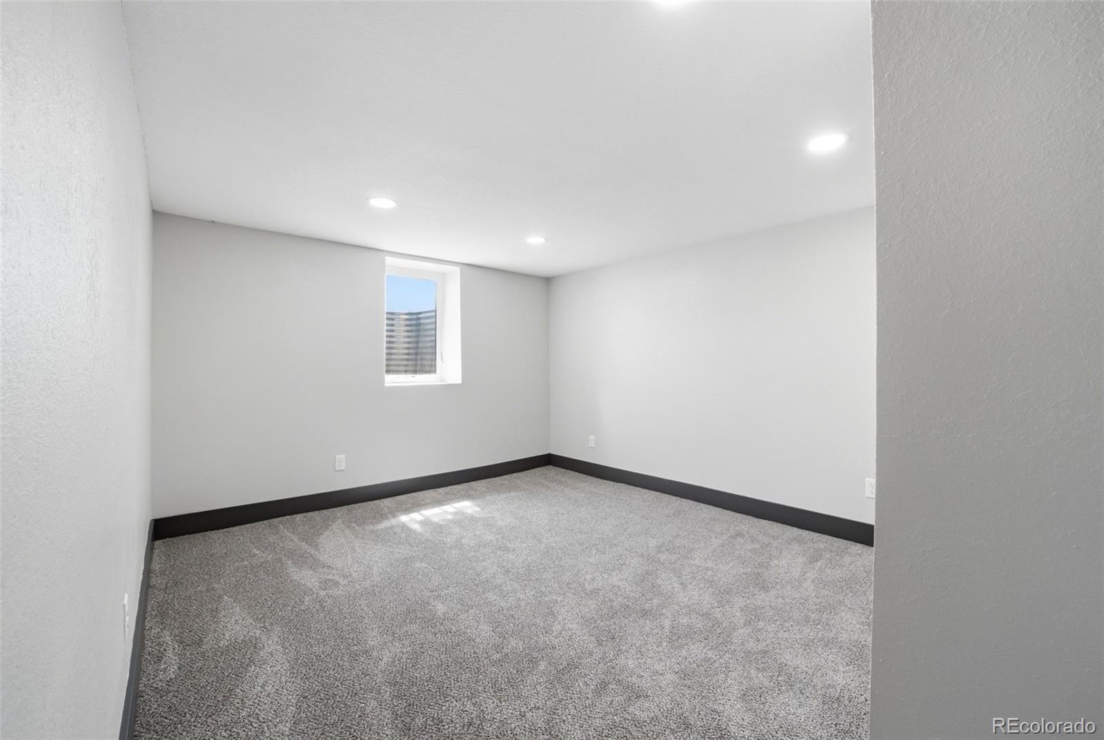 MLS Image #37 for 330  jefferson street,pueblo, Colorado