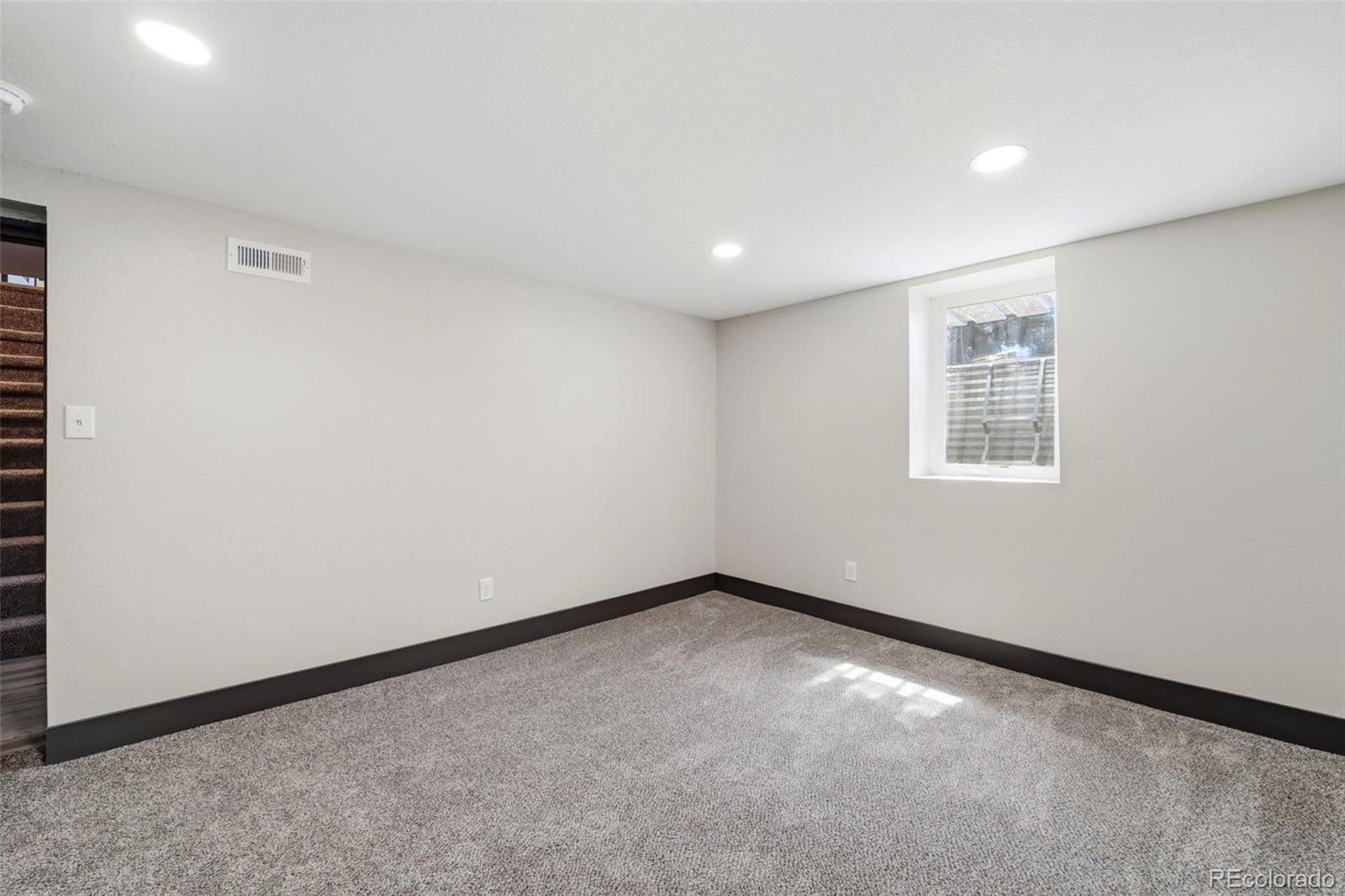 MLS Image #40 for 330  jefferson street,pueblo, Colorado