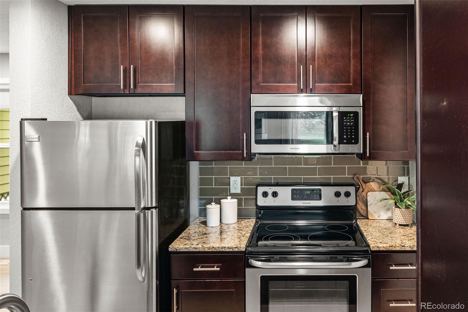 MLS Image #13 for 3035  fulton circle,boulder, Colorado