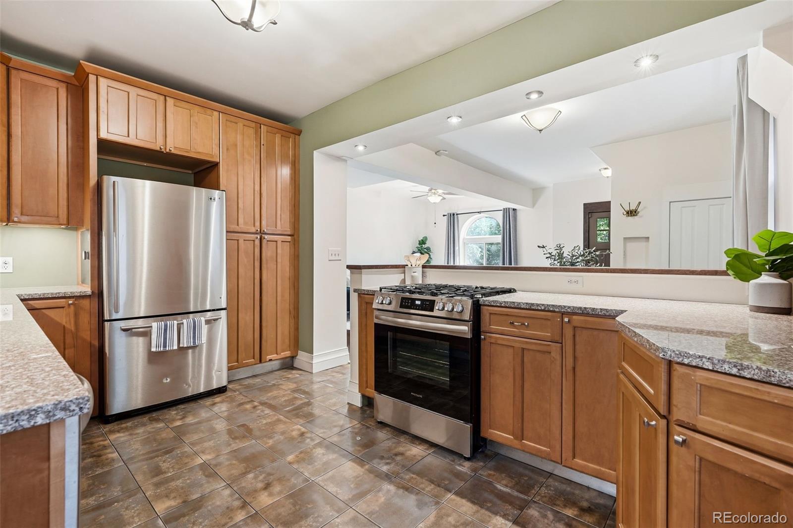 MLS Image #11 for 3525 n williams street,denver, Colorado