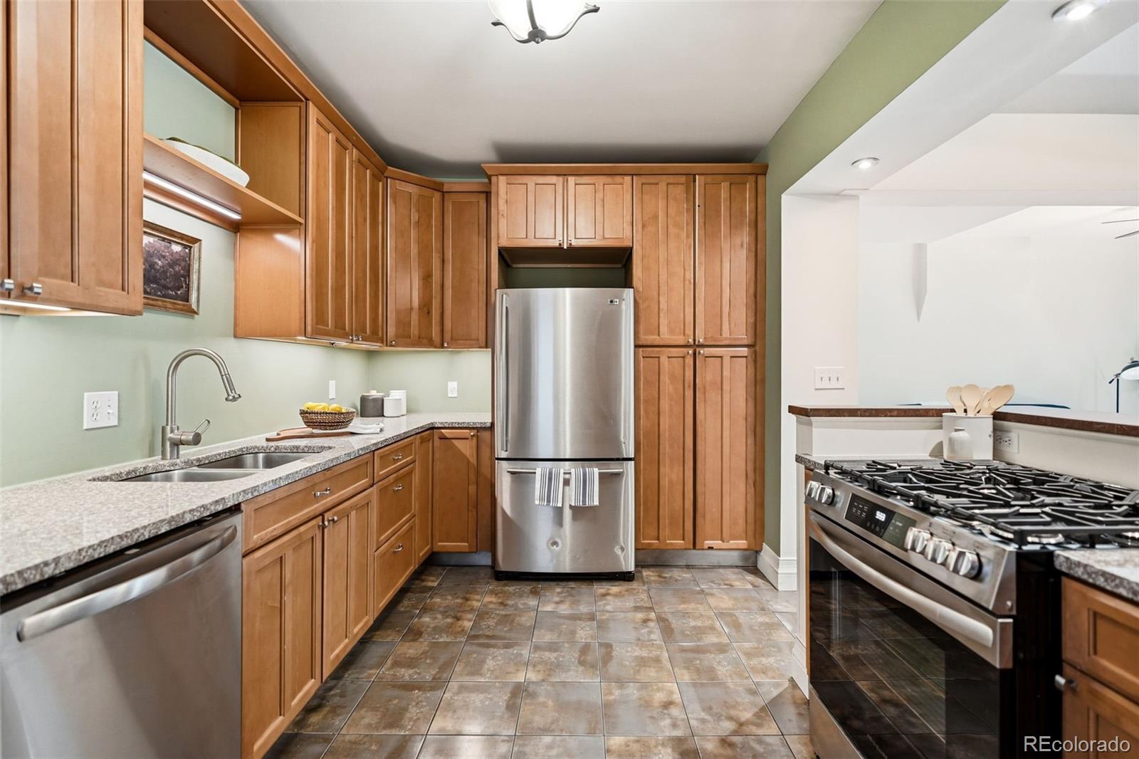 MLS Image #12 for 3525 n williams street,denver, Colorado
