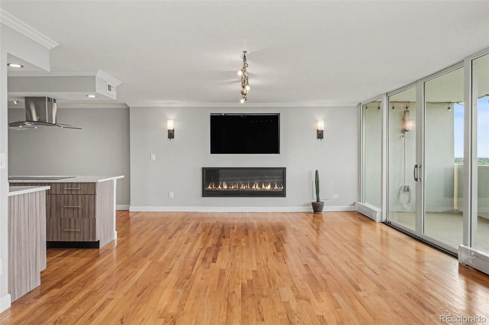 MLS Image #10 for 1250 n humboldt street,denver, Colorado