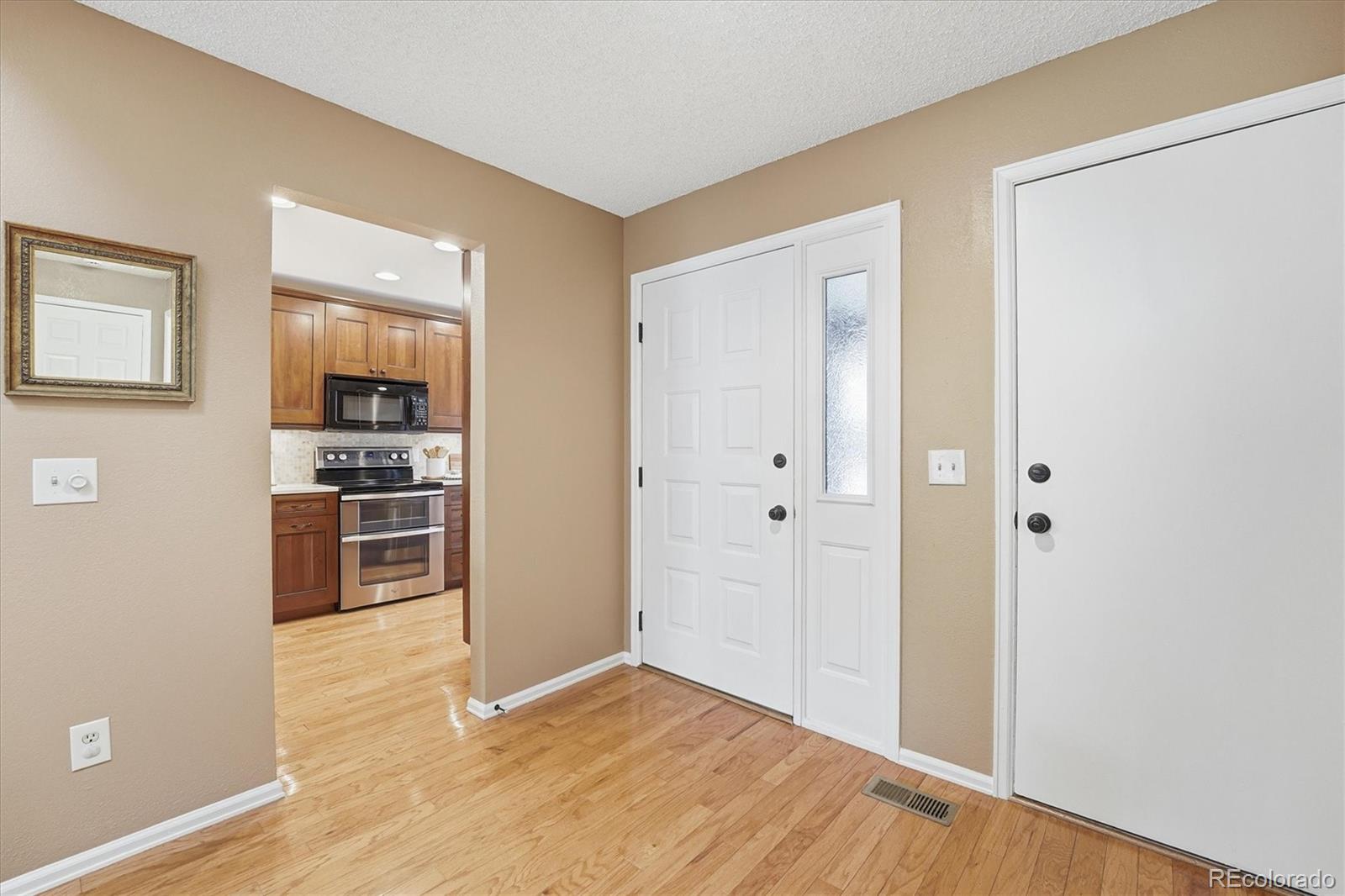 MLS Image #2 for 1304  briar circle,highlands ranch, Colorado