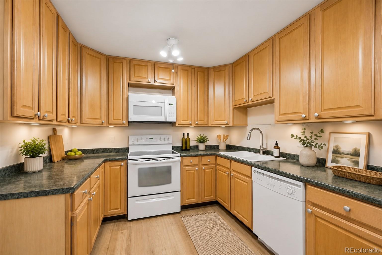 MLS Image #0 for 675 s alton way,denver, Colorado