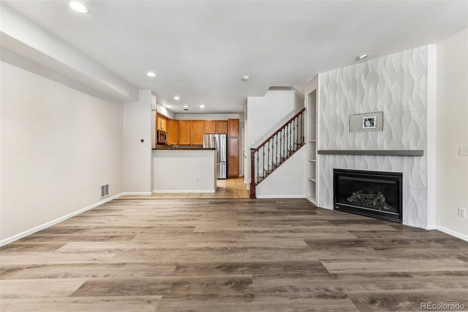 MLS Image #3 for 8385  stonybridge circle,highlands ranch, Colorado