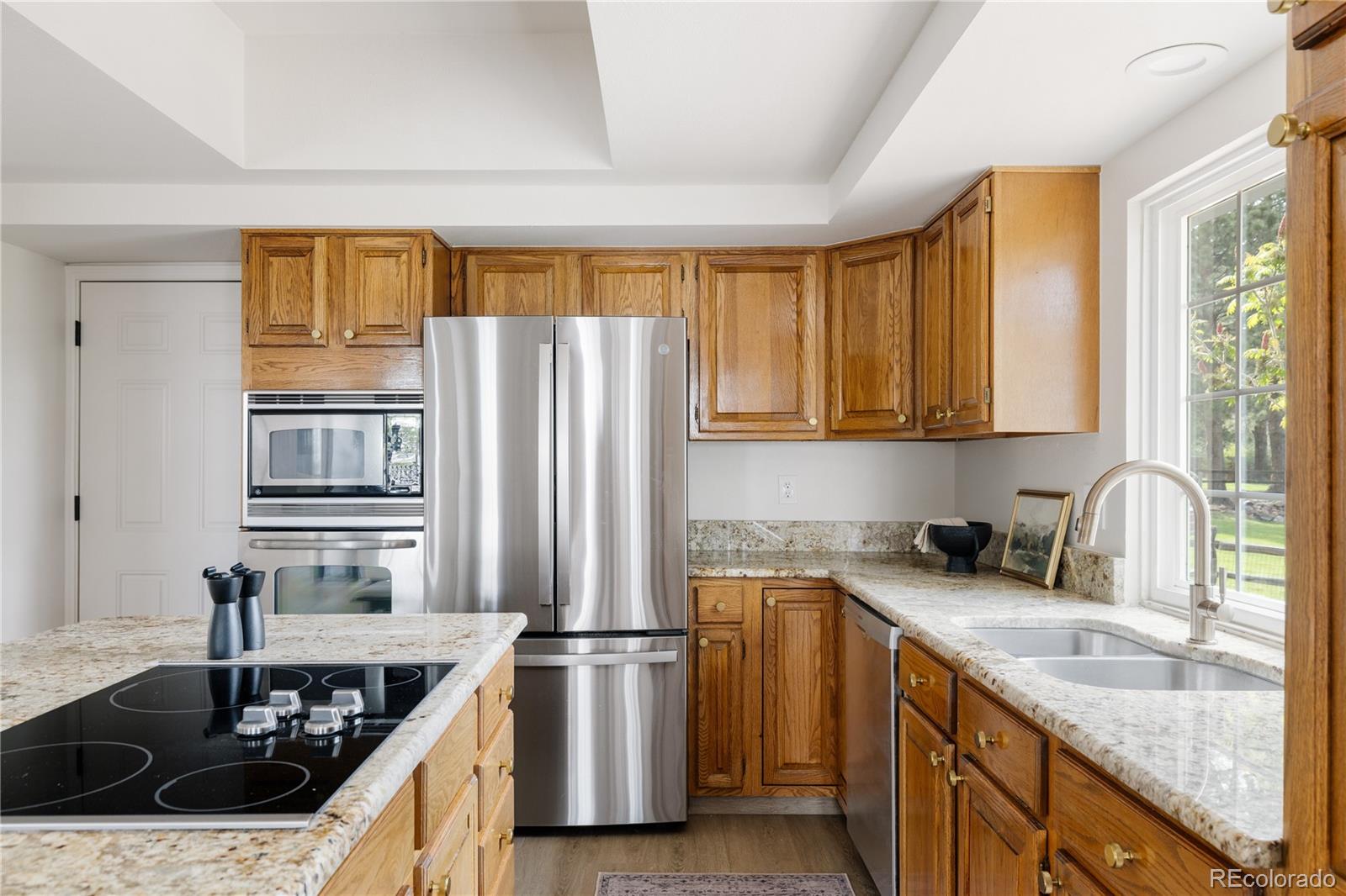 MLS Image #10 for 9853 w brandt place,littleton, Colorado