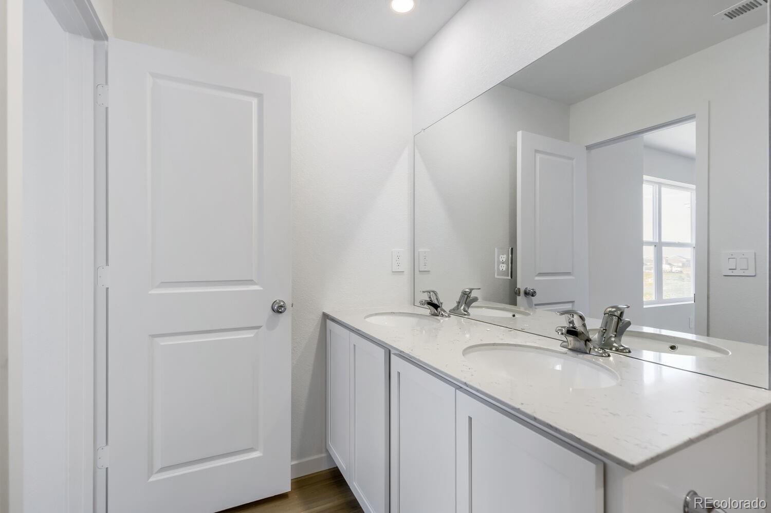 MLS Image #8 for 45955  mill avenue,bennett, Colorado