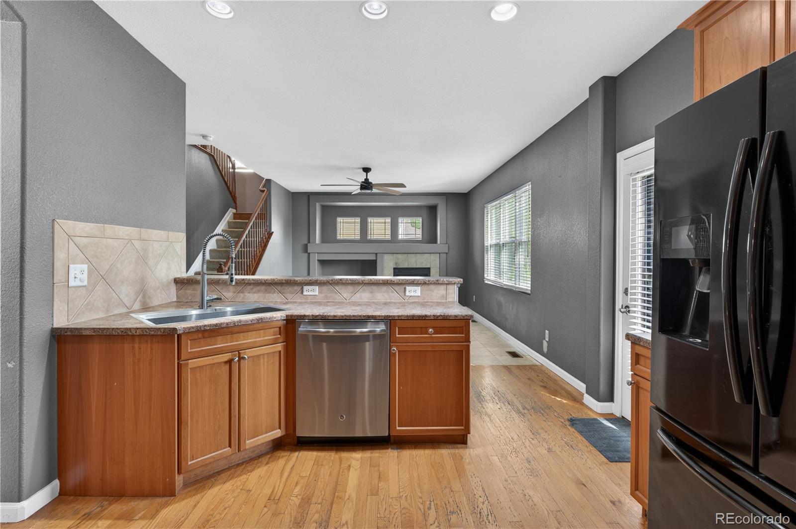 MLS Image #9 for 1340 s duquesne circle,aurora, Colorado