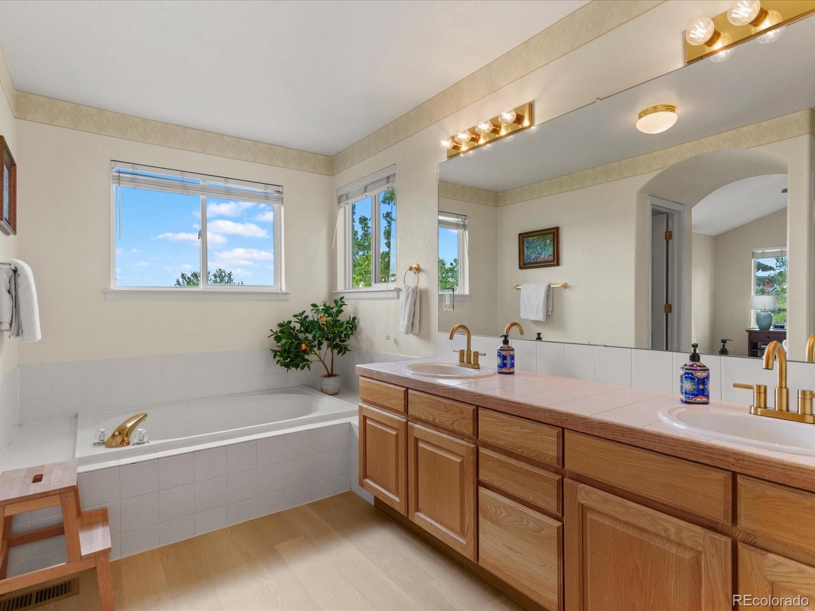 MLS Image #23 for 21876 e berry place,centennial, Colorado