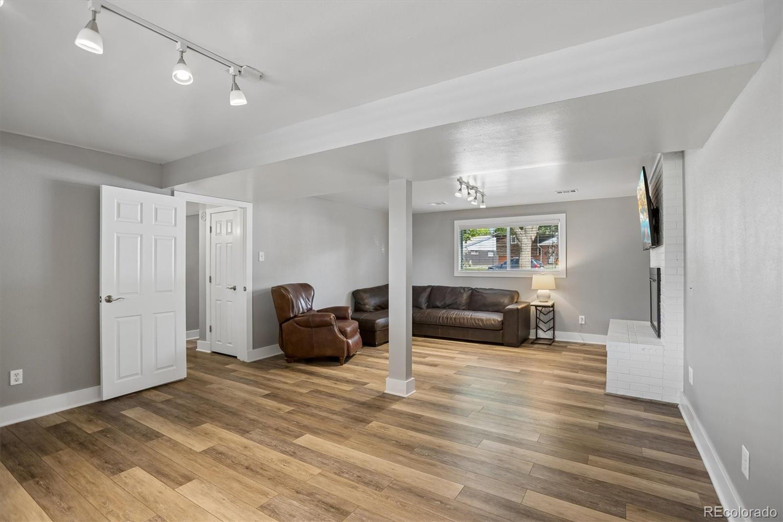 MLS Image #13 for 12826 e nevada circle,aurora, Colorado