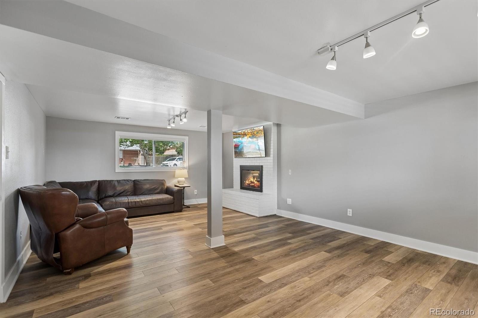 MLS Image #14 for 12826 e nevada circle,aurora, Colorado