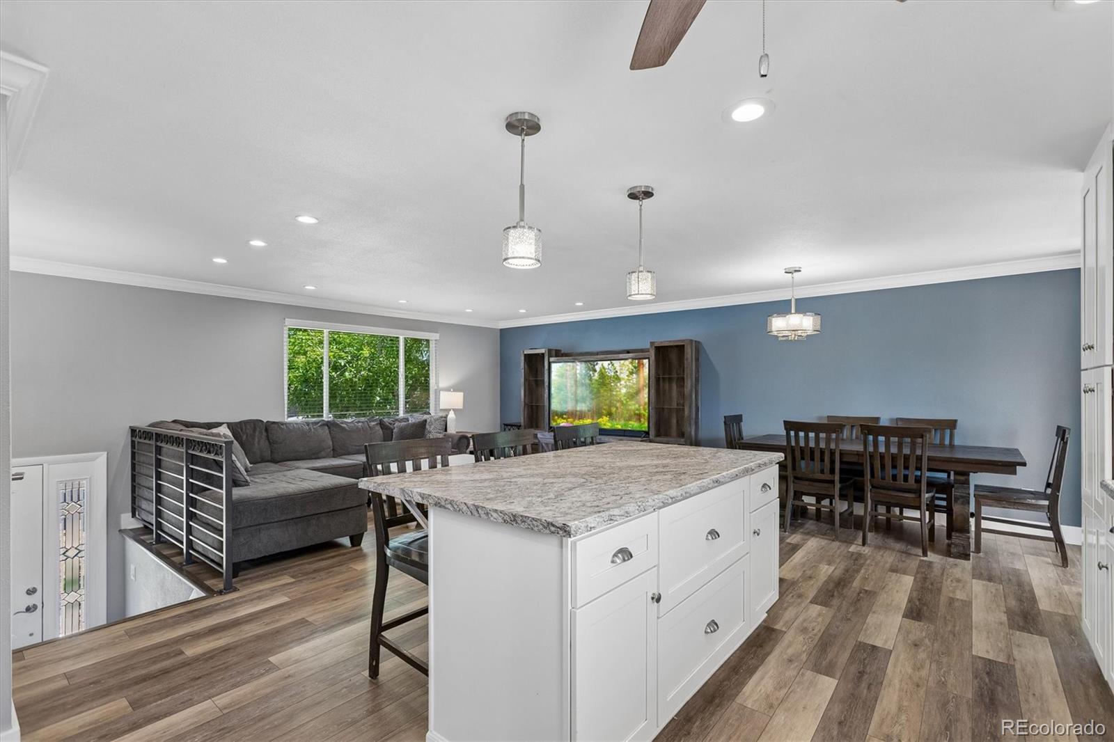 MLS Image #3 for 12826 e nevada circle,aurora, Colorado