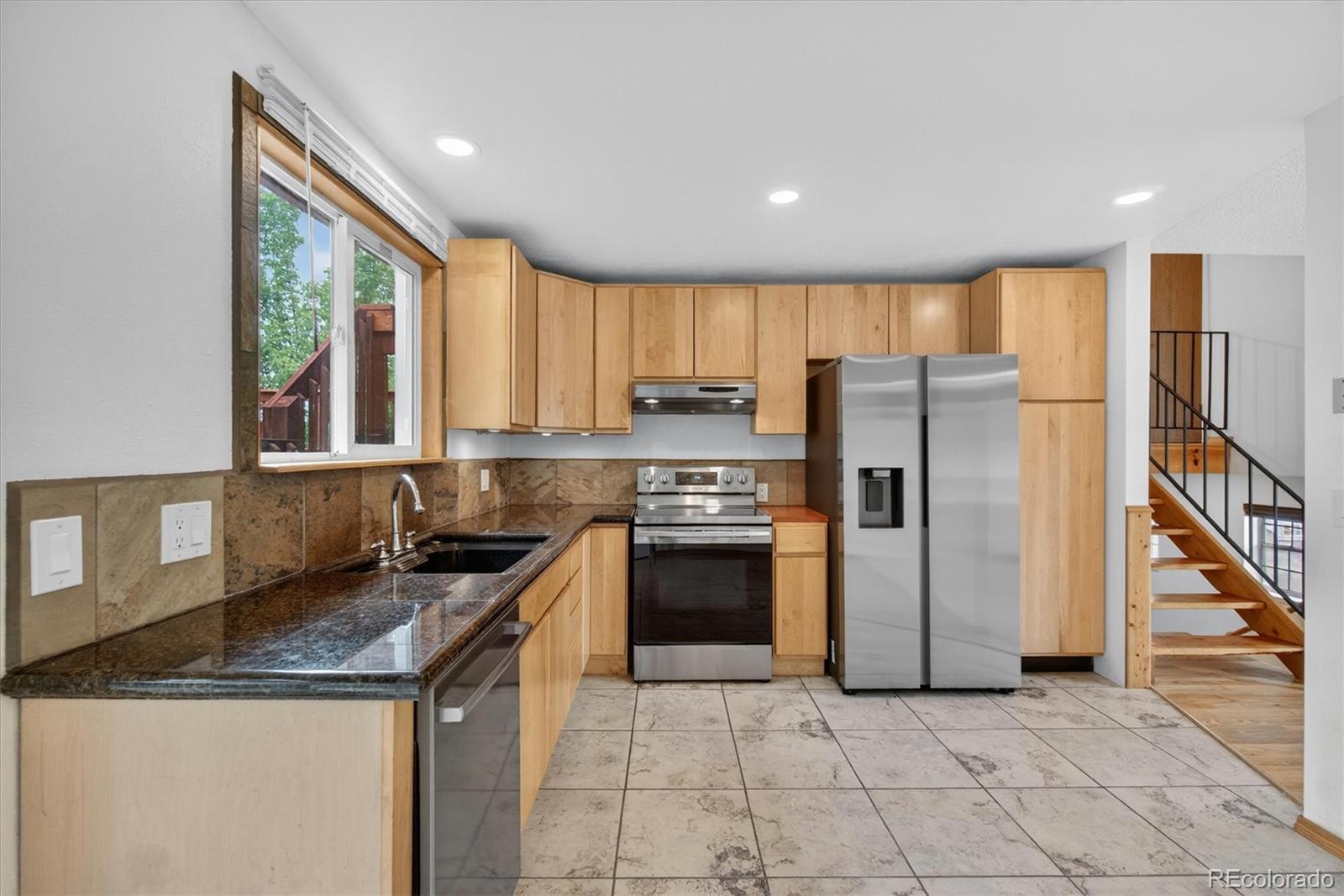 MLS Image #10 for 1313 s zeno street,aurora, Colorado