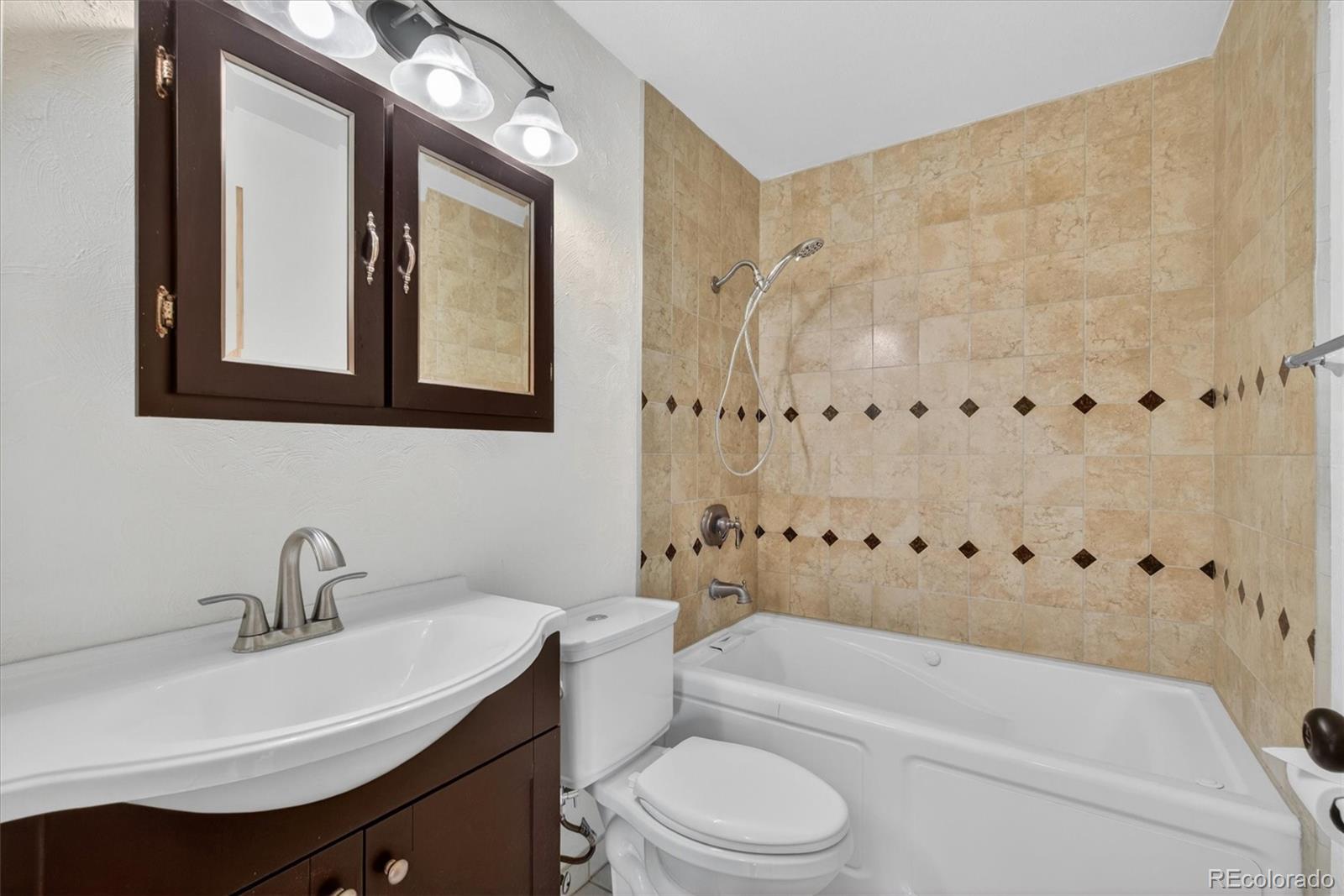 MLS Image #18 for 1313 s zeno street,aurora, Colorado