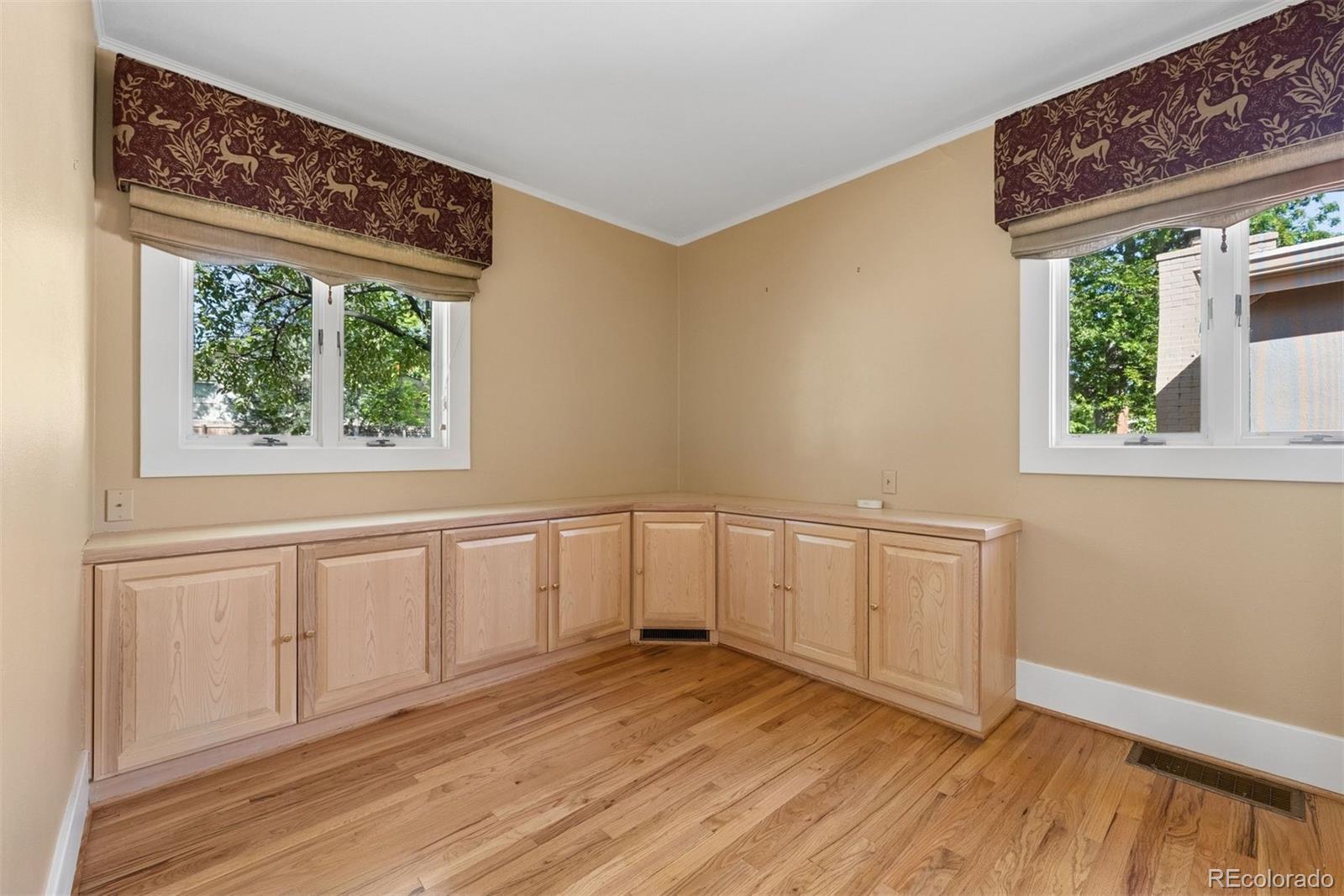 MLS Image #41 for 26  oak avenue,colorado springs, Colorado